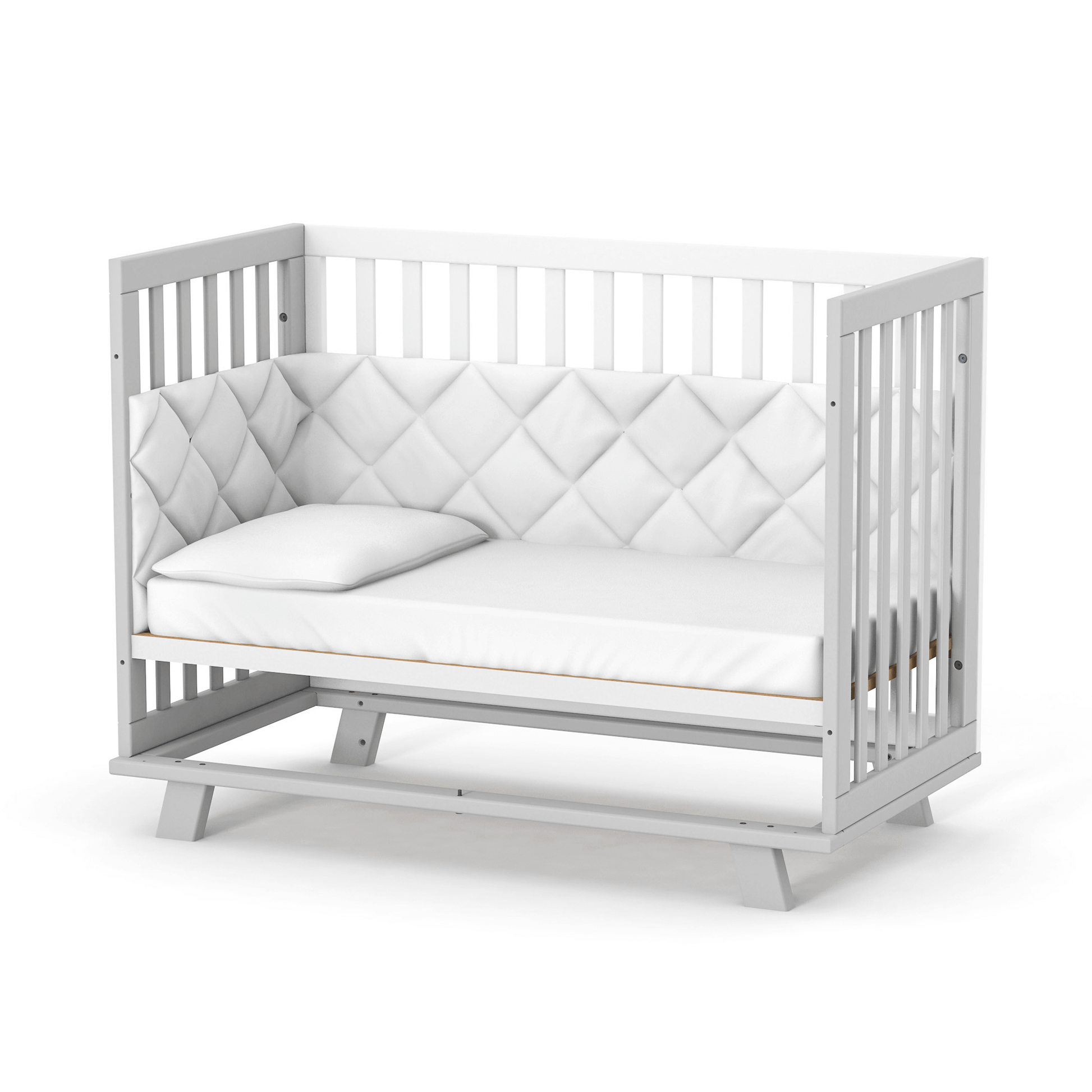 Veres Manhattan Babybett 120x60 cm in Weiß Grau, das sich durch die abnehmbare Seitenwand auch als Sofa für das Kinderzimmer umfunktionieren lässt. Vielseitig und praktisch für verschiedene Nutzungsmöglichkeiten.