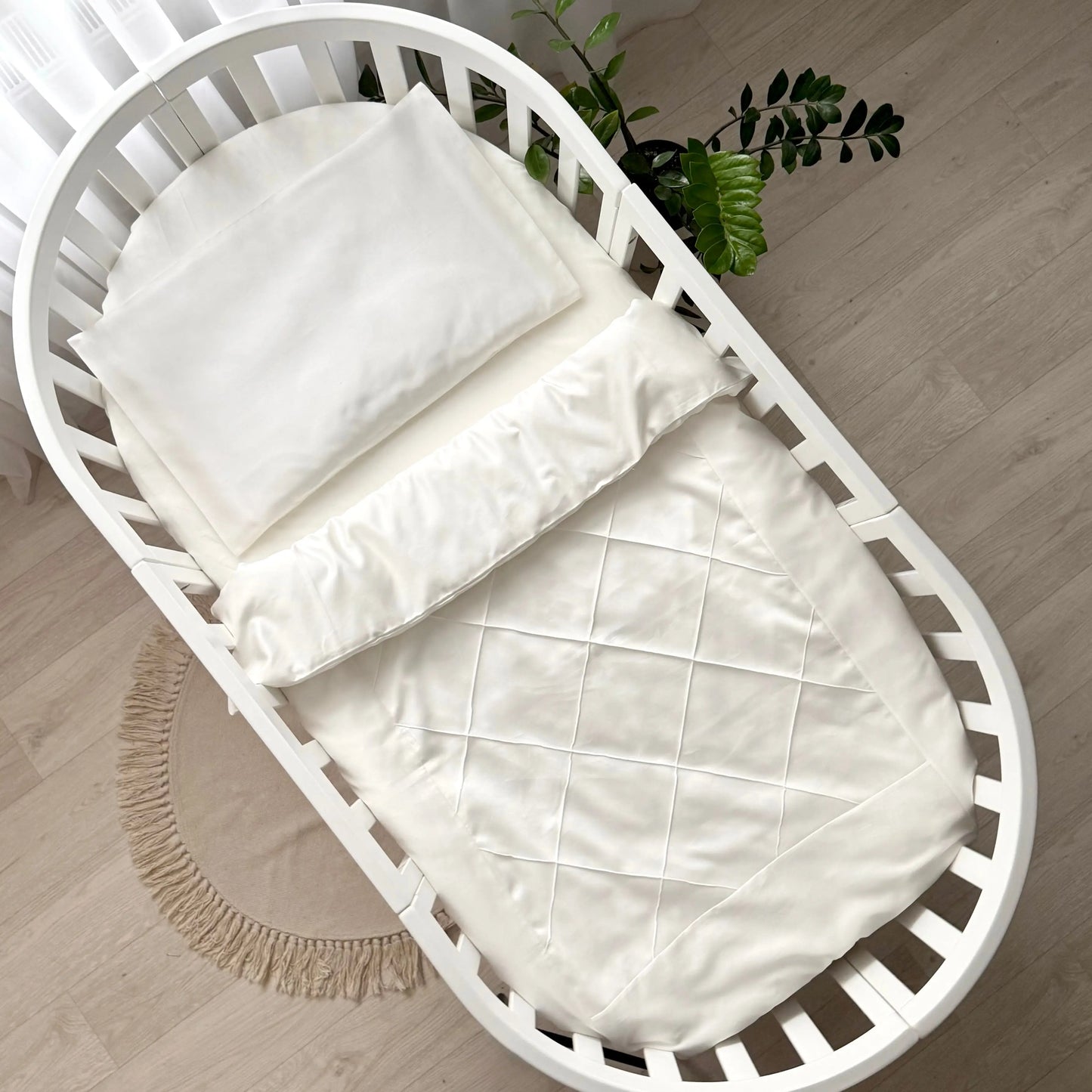 Babybettwäsche-Set 6 für ovale Babybetten 140×70 cm – TraumLand Milchweiß