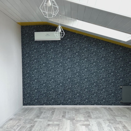 Veres Rom Babybett in Weiß, zeigt, wie die kleine Version in eine große Version (140x70 cm) verwandelt wird